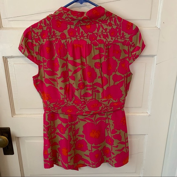 Nanette Lepore 100% Silk Made in USA Fuchsia Pink Floral Cap Sleeve Wrap Shirt - Picture 7 of 11